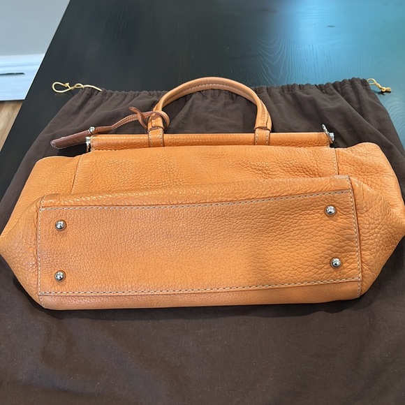 Authentic Leather Tod’s Messenger / Tote Bag - Picture 5 of 14